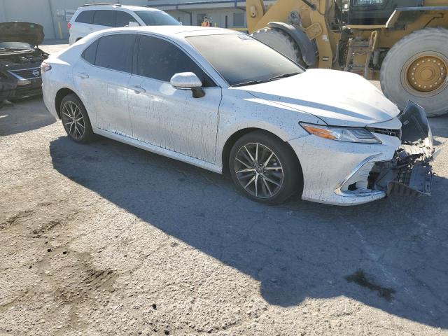 VIN 4T1F11AKXPU758066 2023 TOYOTA CAMRY no.4