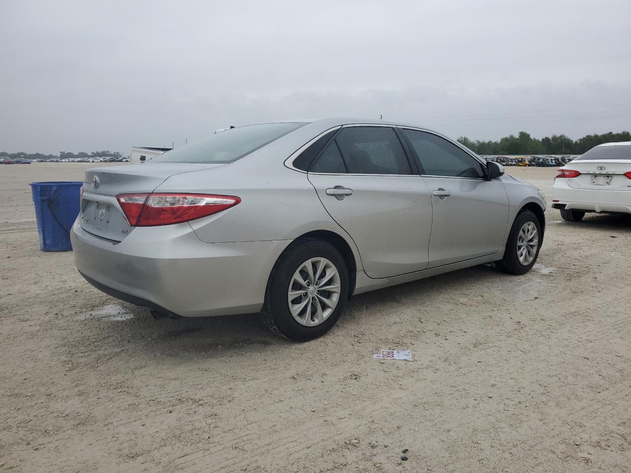 Lot #2994245945 2017 TOYOTA CAMRY LE