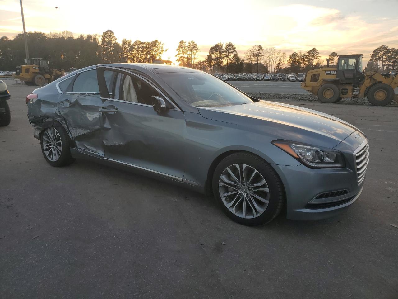 Lot #3025972975 2015 HYUNDAI GENESIS 3.