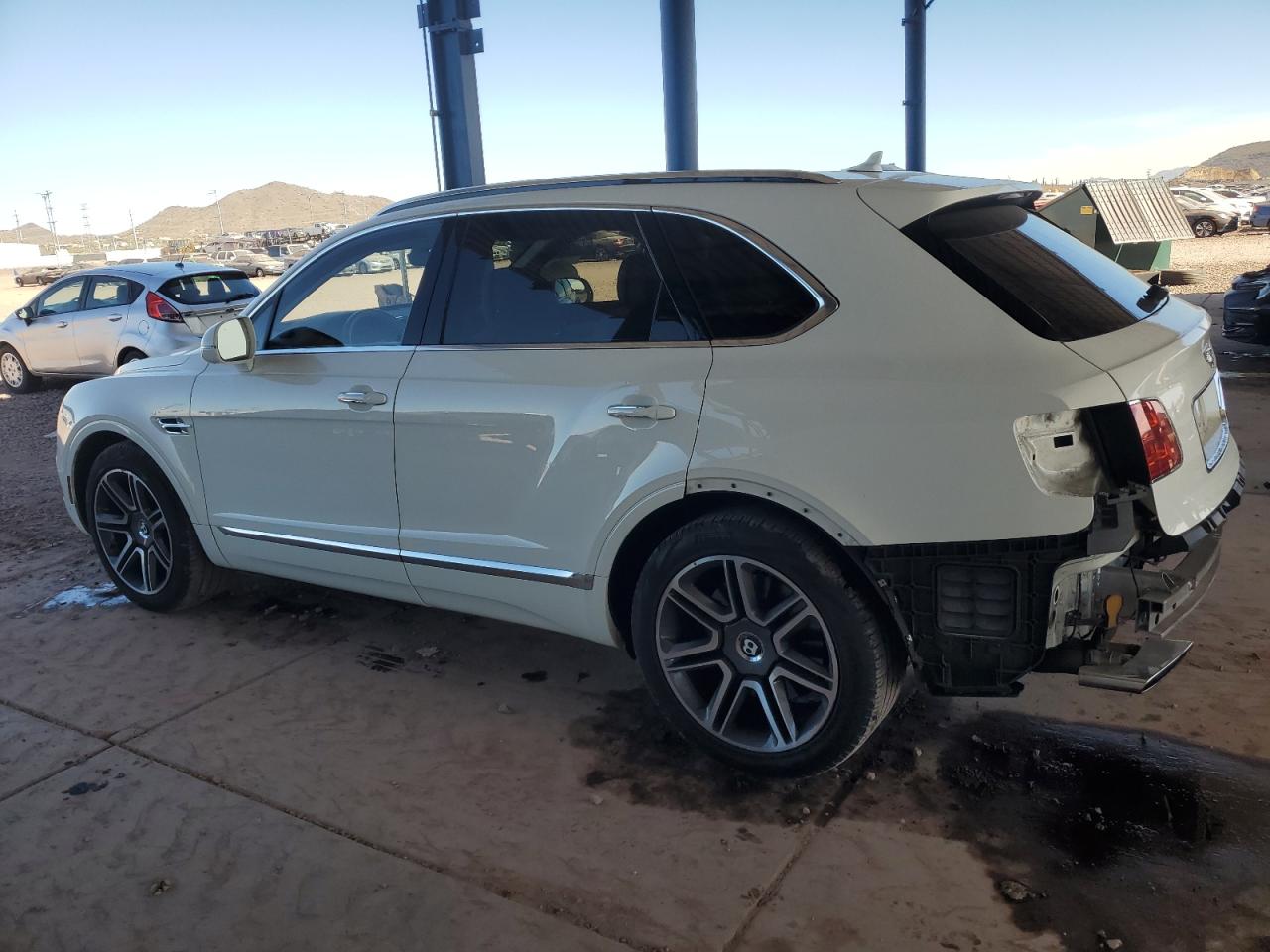 Lot #2996494838 2018 BENTLEY BENTAYGA