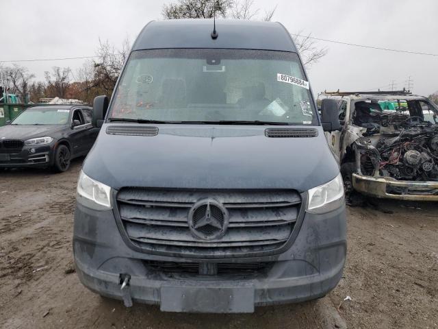 VIN WD4PF0CD2KP088402 2019 MERCEDES-BENZ SPRINTER no.5