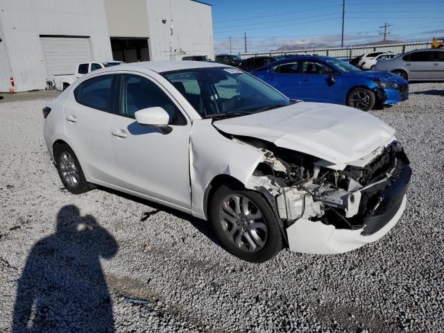 VIN 3MYDLBZV5GY136824 2016 TOYOTA SCION no.4