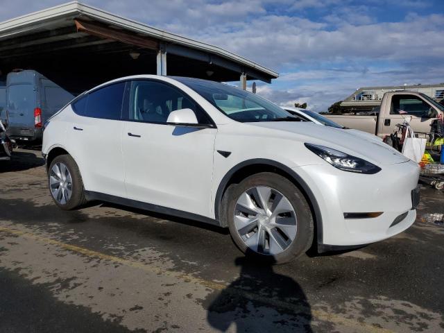 2022 TESLA MODEL Y - 7SAYGDEE6NF567500