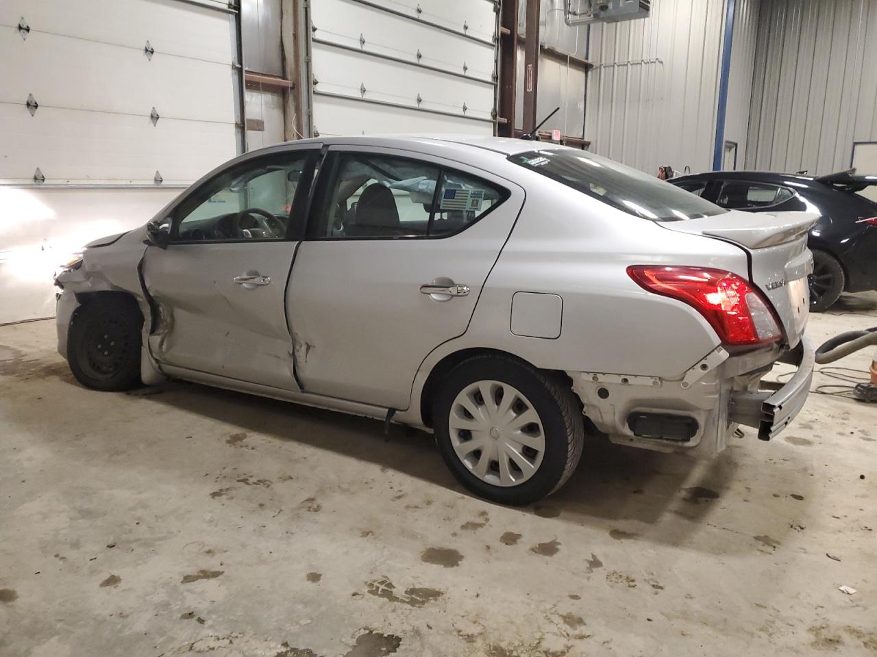 Lot #3034627756 2015 NISSAN VERSA S