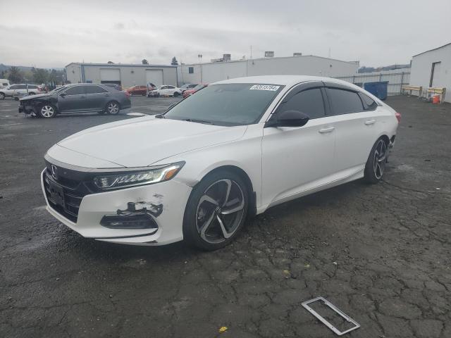 HONDA ACCORD SPO 2018 white  gas 1HGCV1F33JA153765 photo #1