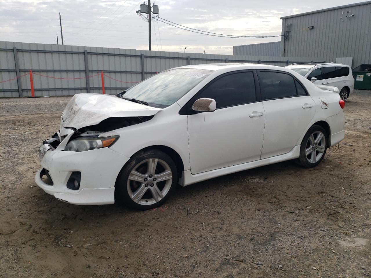 Lot #2986822297 2013 TOYOTA COROLLA BA