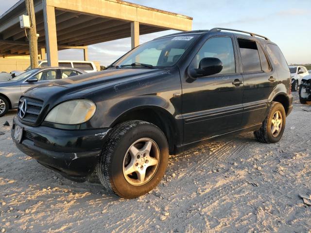 MERCEDES-BENZ ML 320 2000 black  gas 4JGAB54E4YA190212 photo #1