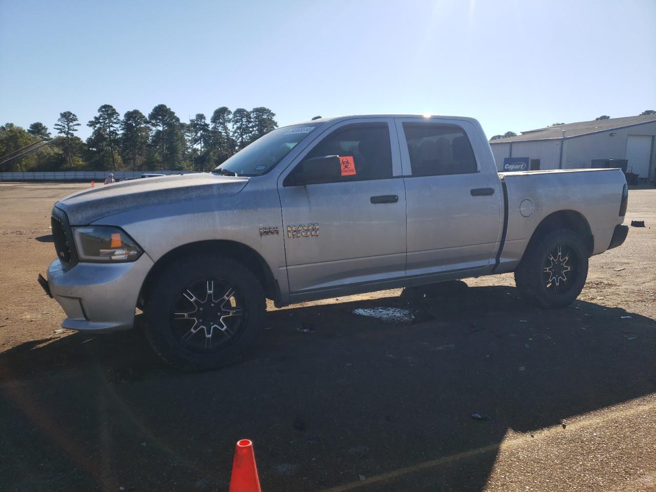 Lot #2979102985 2016 RAM 1500 ST