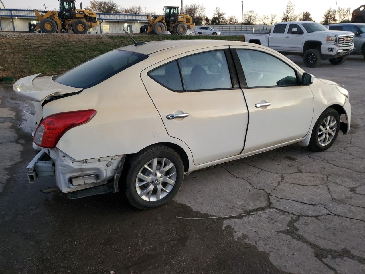 Lot #3024150907 2017 NISSAN VERSA S