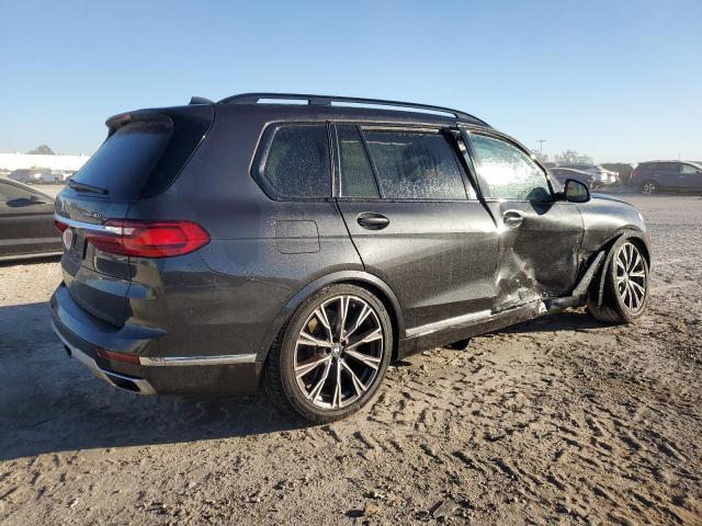 VIN 5UXCW2C06M9H26497 2021 BMW X7 no.3