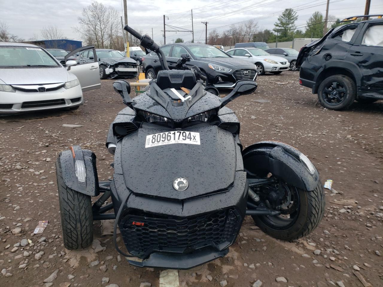 Lot #3029693137 2021 CAN-AM SPYDER ROA