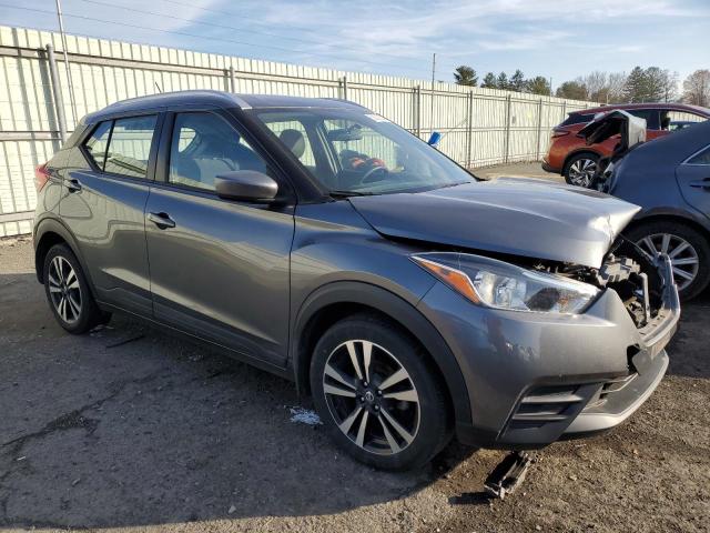 VIN 3N1CP5CU1KL470597 2019 NISSAN KICKS no.4