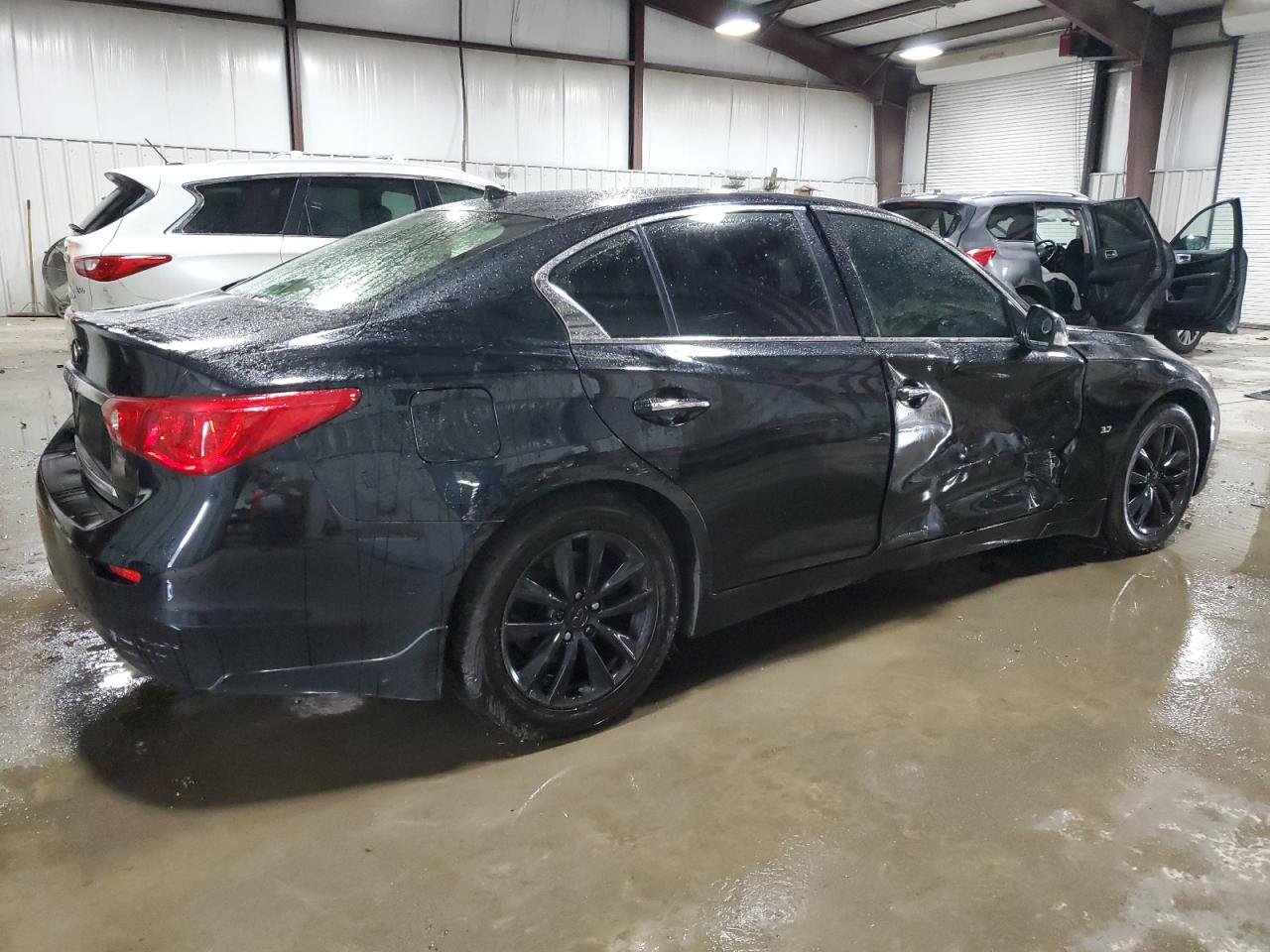 INFINITI Q50 2015