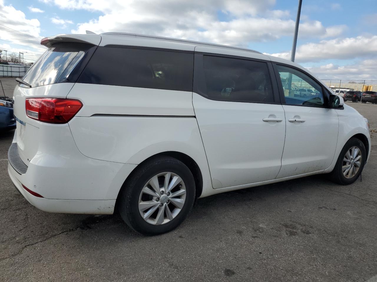 Lot #2979042632 2018 KIA SEDONA LX