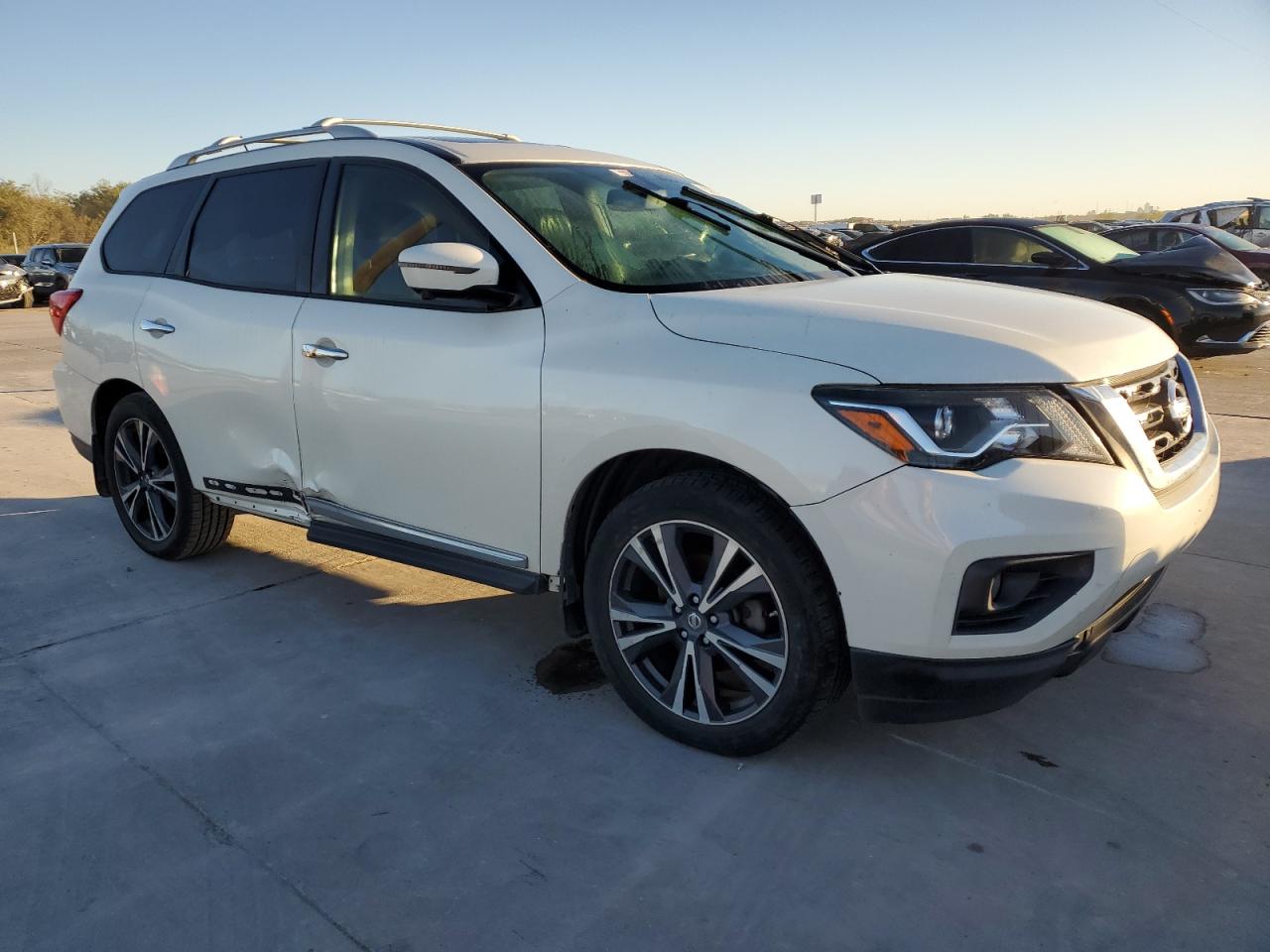 Lot #2990987195 2017 NISSAN PATHFINDER