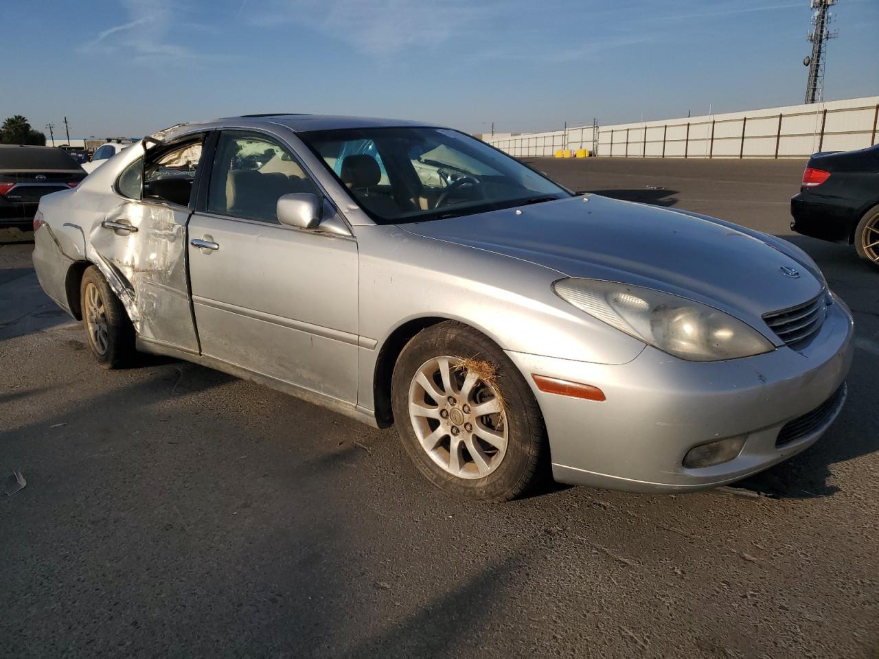 Lot #2989127697 2002 LEXUS ES 300