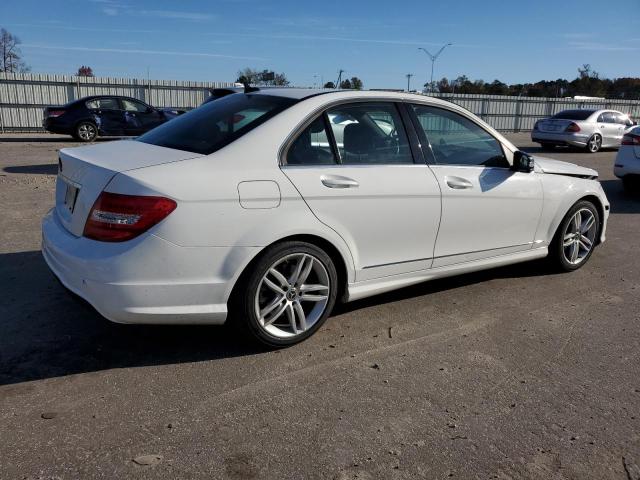 VIN WDDGF4HBXEA959634 2014 MERCEDES-BENZ C-CLASS no.3