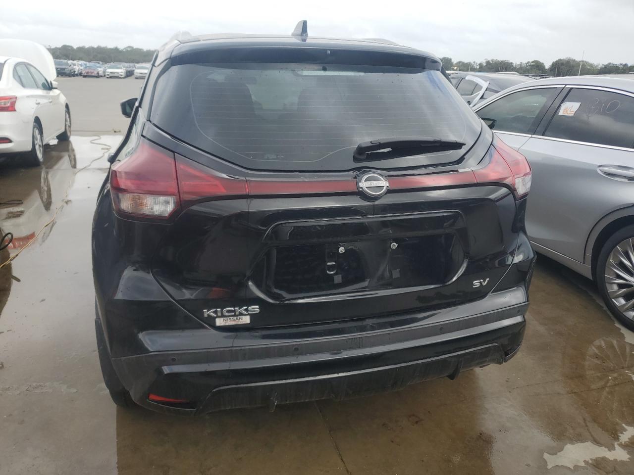 Lot #2998442875 2022 NISSAN KICKS SV