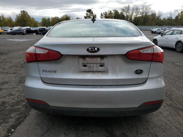 2016 KIA FORTE LX - KNAFK4A62G5515641