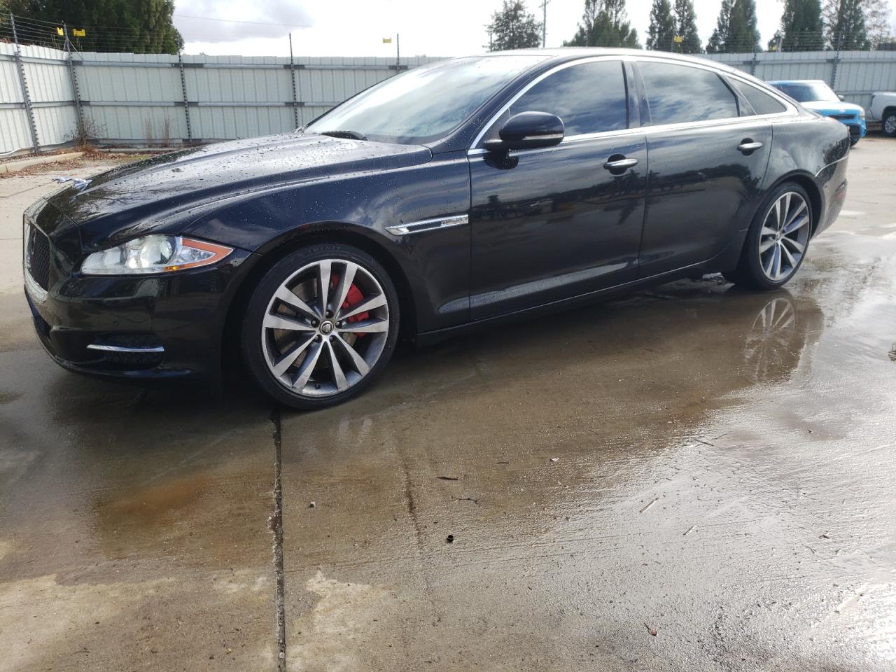 Lot #3024465547 2013 JAGUAR XJL SUPERS