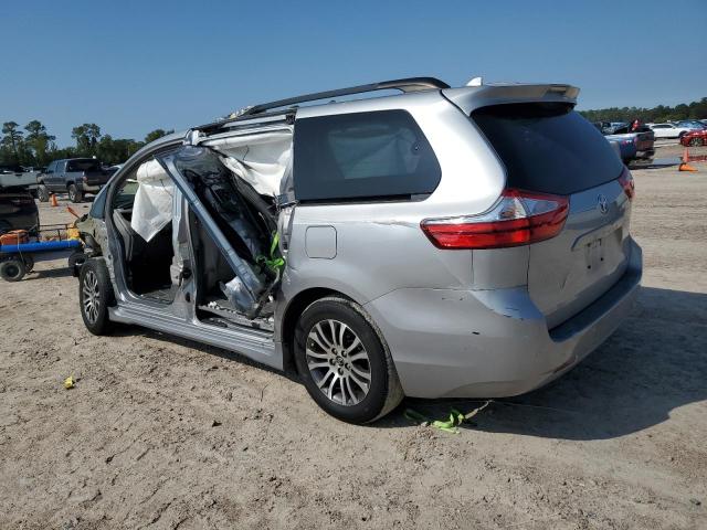 TOYOTA SIENNA XLE 2018 silver  gas 5TDYZ3DC8JS963743 photo #3