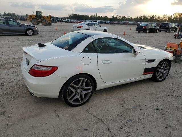 VIN WDDPK4HA4DF064757 2013 MERCEDES-BENZ SLK-CLASS no.3