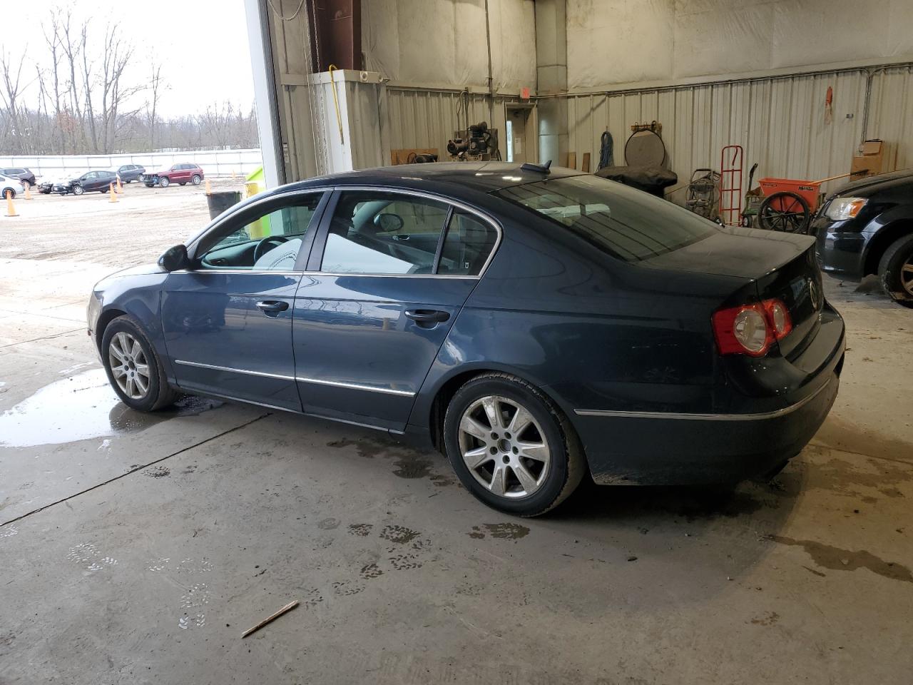 Lot #2991759186 2006 VOLKSWAGEN PASSAT 2.0