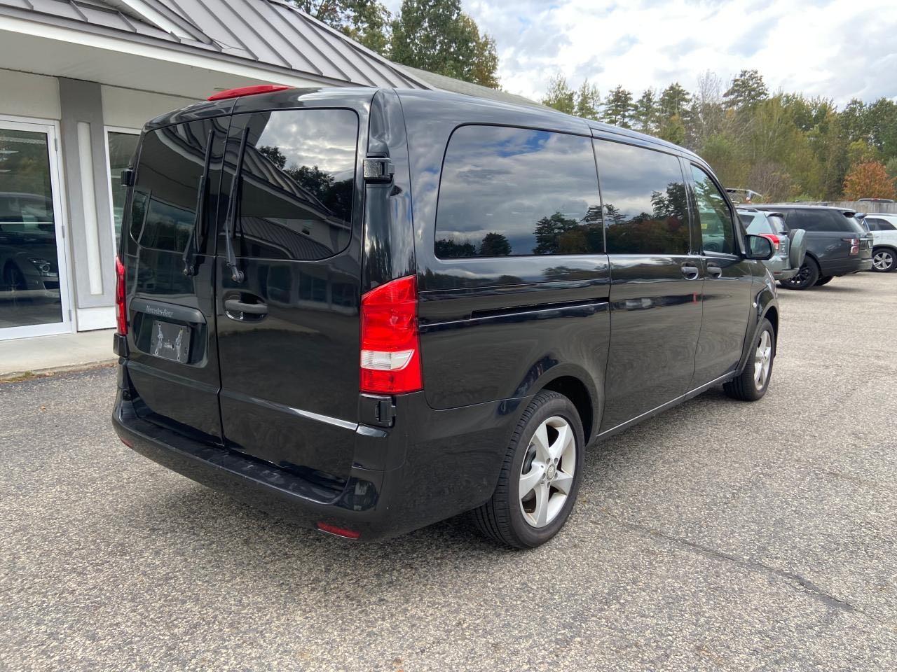 Lot #3005835342 2017 MERCEDES-BENZ METRIS