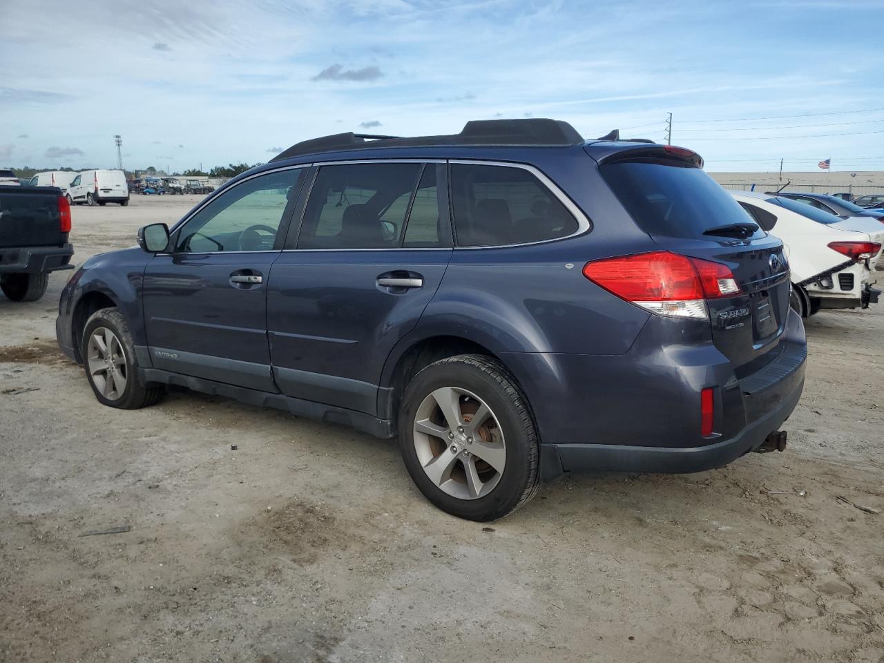 Lot #3037269506 2014 SUBARU OUTBACK 2.