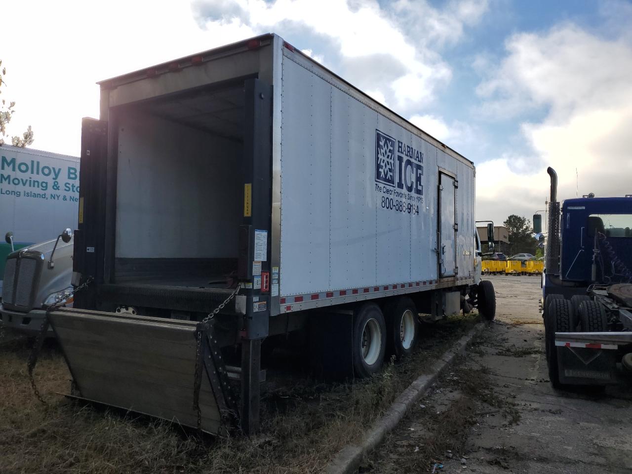 Lot #3029381680 2016 FREIGHTLINER M2 106 MED