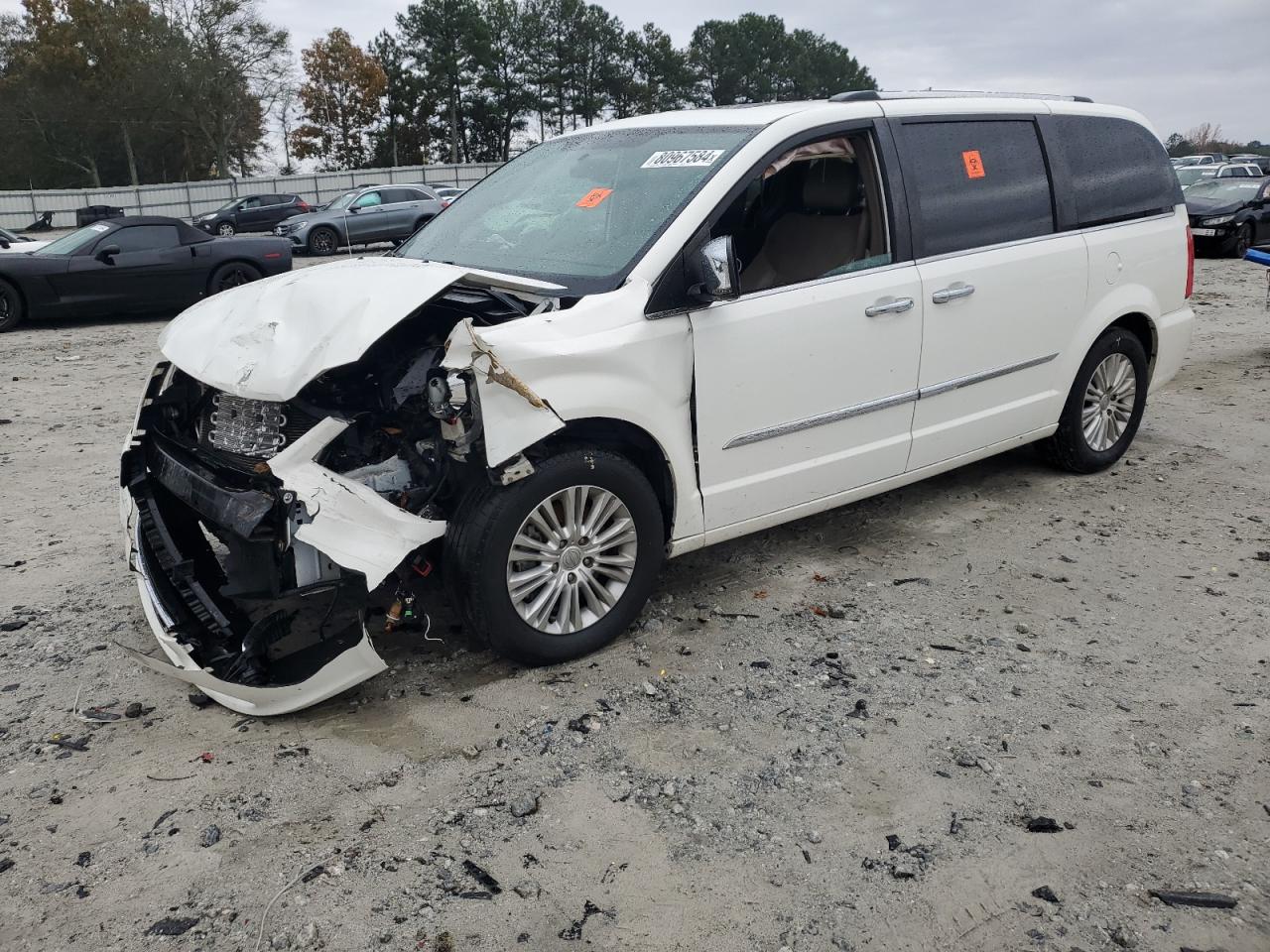  Salvage Chrysler Minivan