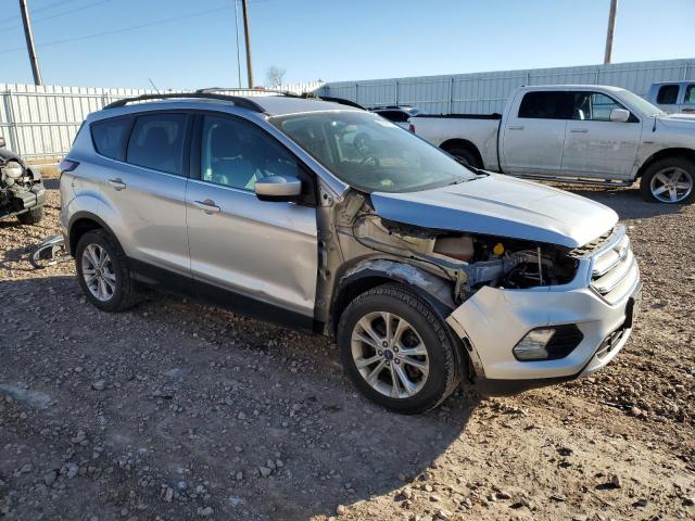 Vin: 1fmcu9gd2huc69177, lot: 82367054, ford escape se 20174