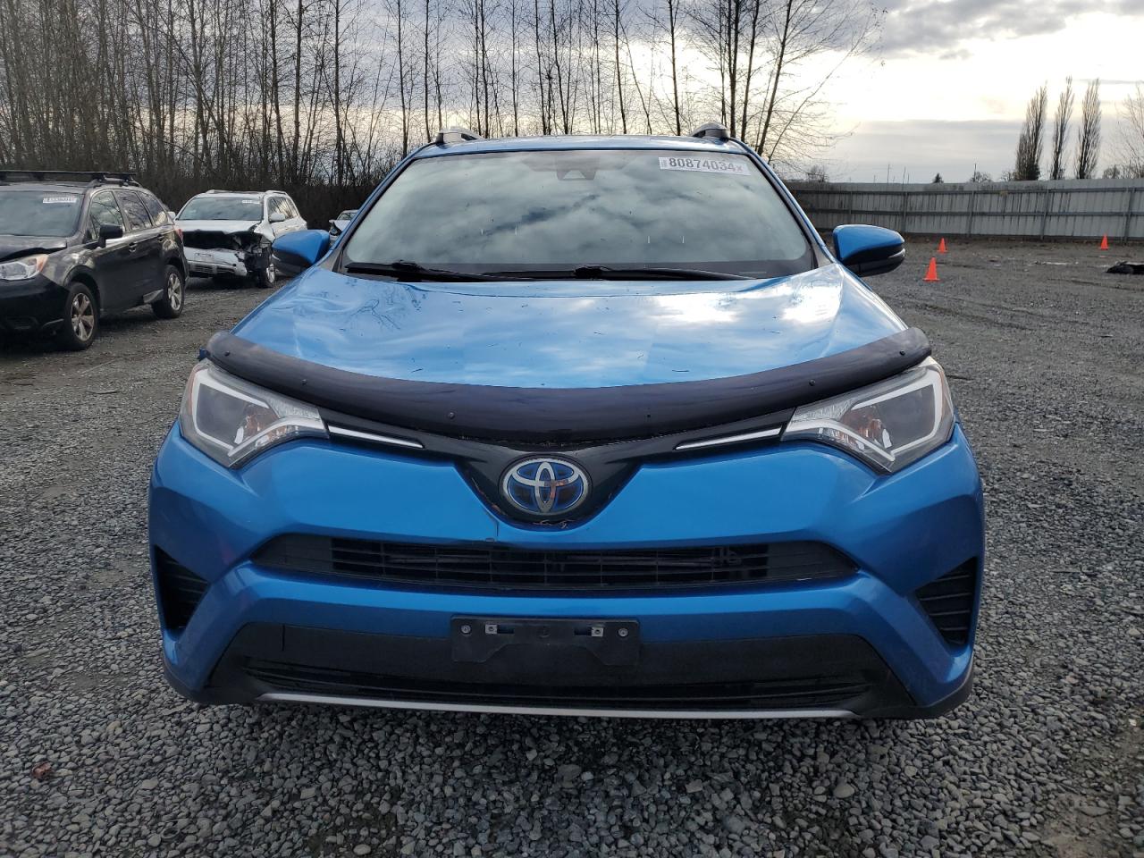 Lot #3020457238 2018 TOYOTA RAV4 HV LE