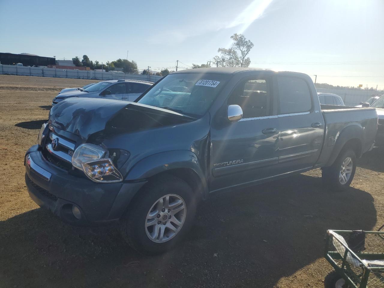 Lot #3037895254 2005 TOYOTA TUNDRA DOU