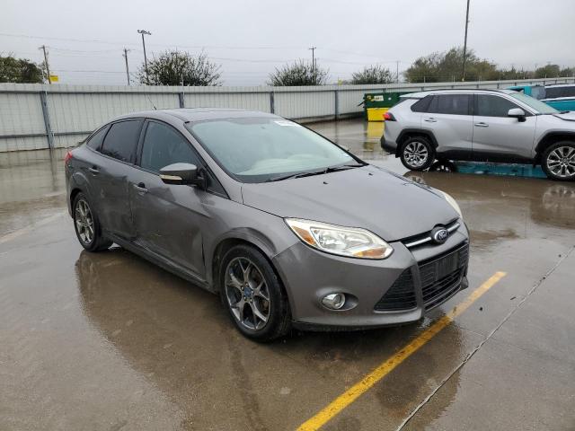 VIN 1FADP3F23DL132719 2013 Ford Focus, SE no.4