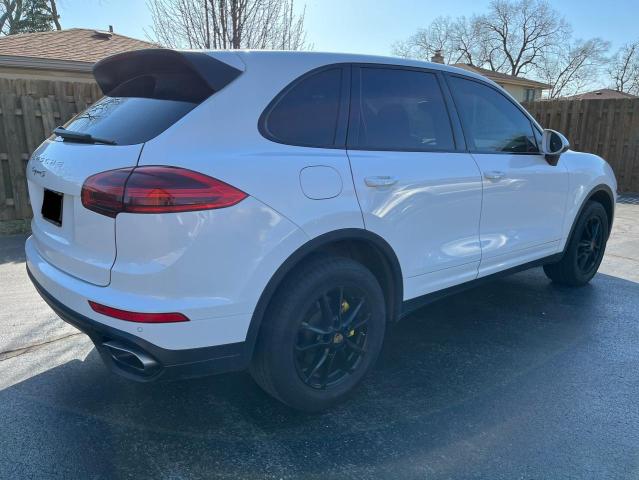 VIN WP1AA2A21GKA09638 2016 PORSCHE CAYENNE no.4