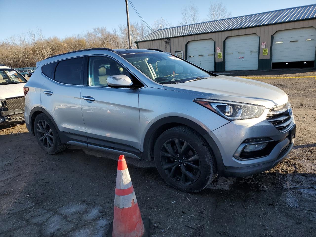 Lot #3029598081 2017 HYUNDAI SANTA FE S