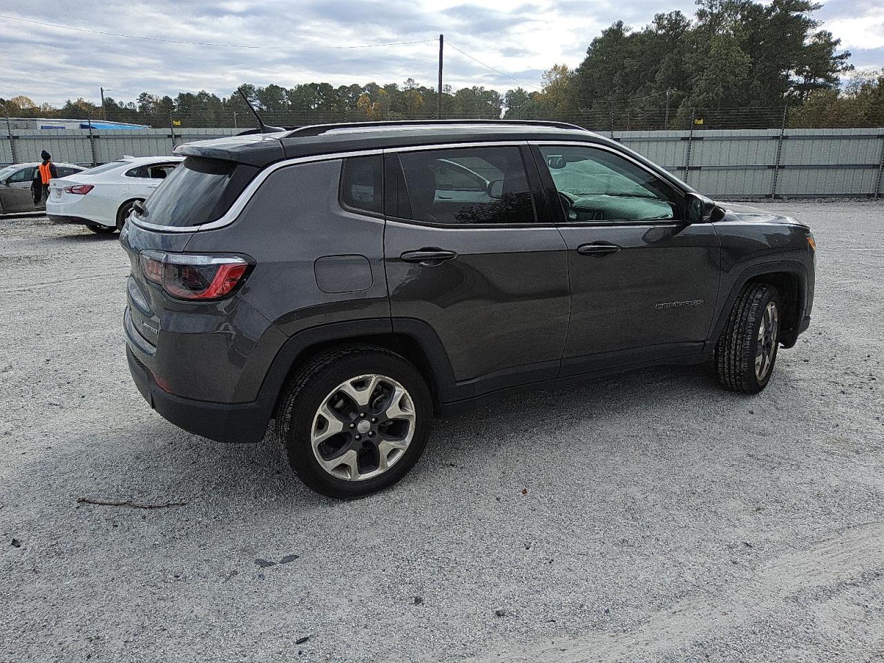 Lot #2993798147 2021 JEEP COMPASS LI