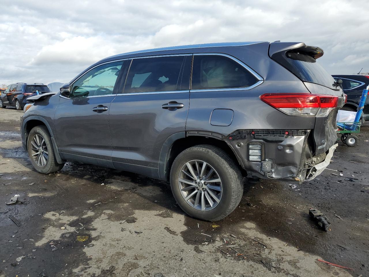 Lot #3028636922 2019 TOYOTA HIGHLANDER