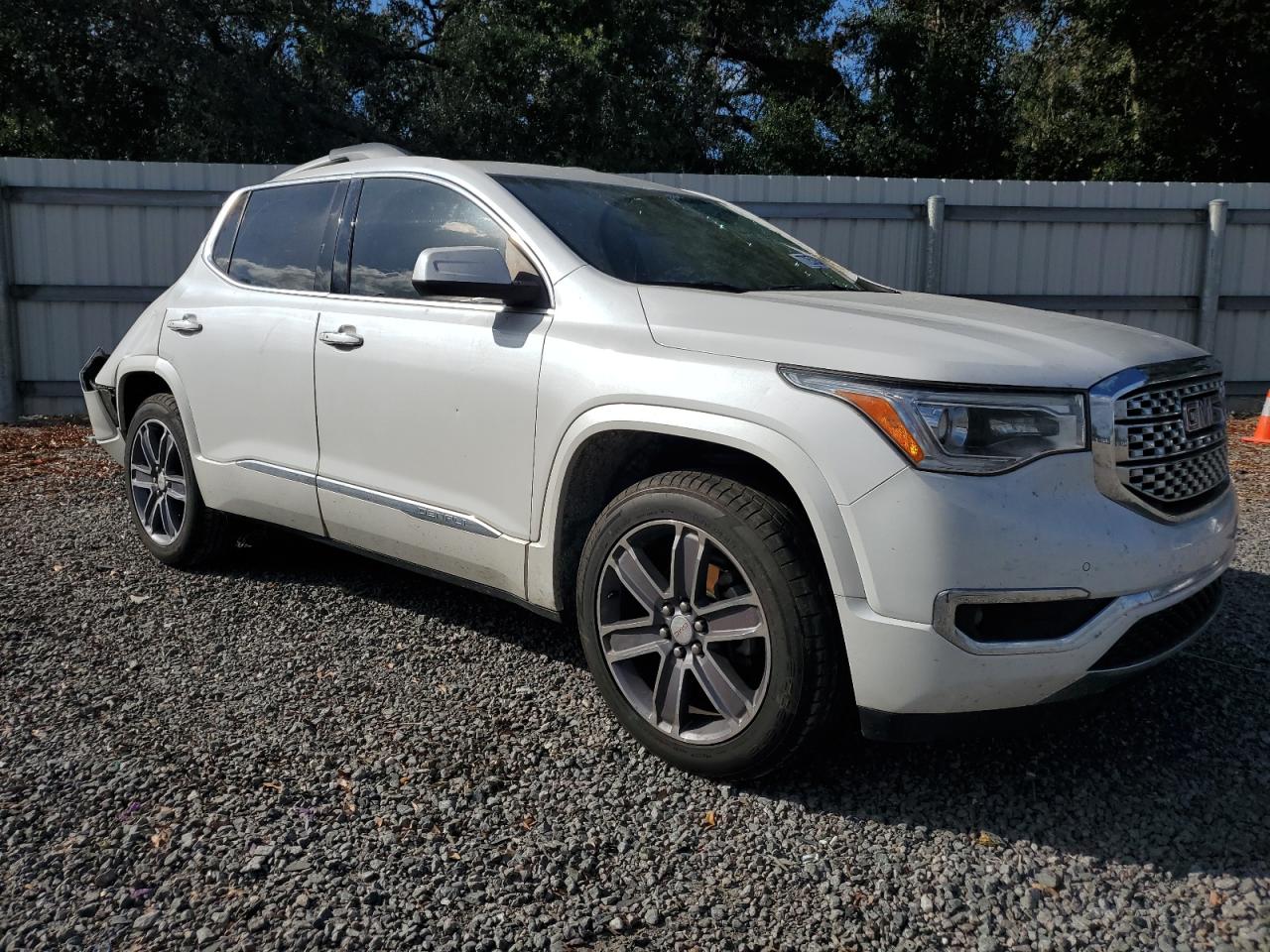 Lot #3033022014 2017 GMC ACADIA DEN