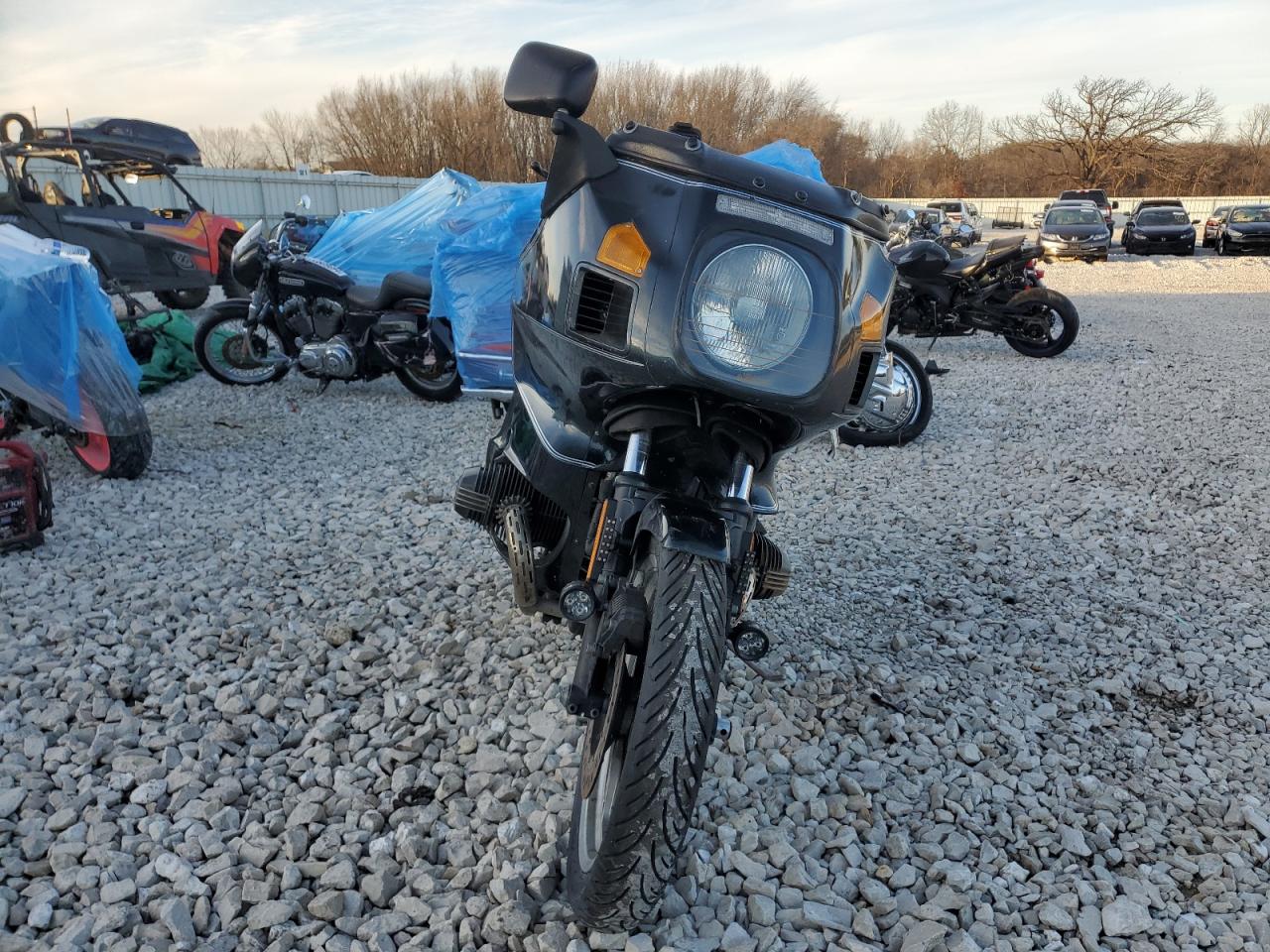 Lot #3023103991 1992 BMW R100 RT