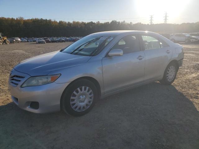 TOYOTA CAMRY BASE