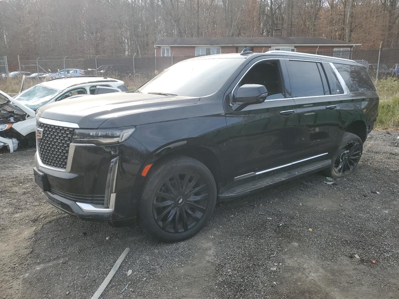 CADILLAC ESCALADE ESV PREMIUM LUXURY