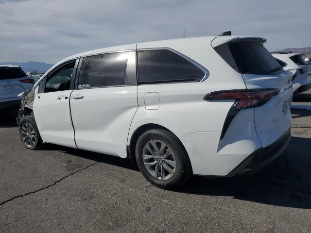 2022 TOYOTA SIENNA LE - 5TDKRKEC5NS108065