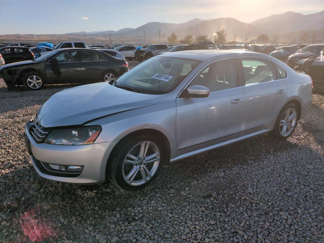 Lot #2991958369 2013 VOLKSWAGEN PASSAT SEL