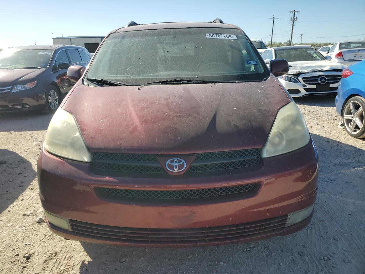 Lot #2976986649 2005 TOYOTA SIENNA XLE