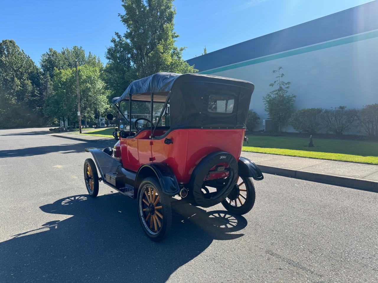 Lot #2976320996 1920 FORD MODEL T