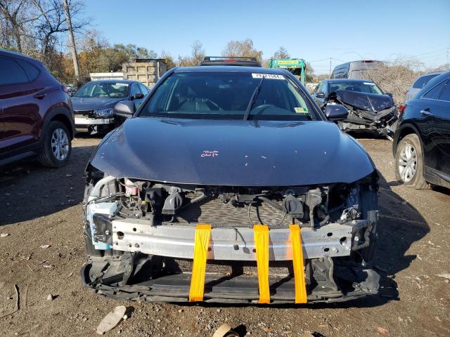 VIN 4T1B11HK5JU104667 2018 Toyota Camry, L no.5