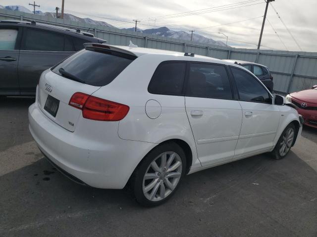 AUDI A3 PREMIUM 2011 white  diesel WAUBJBFM2BA052140 photo #4