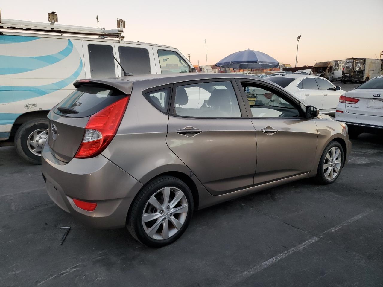 Lot #2989478735 2012 HYUNDAI ACCENT GLS